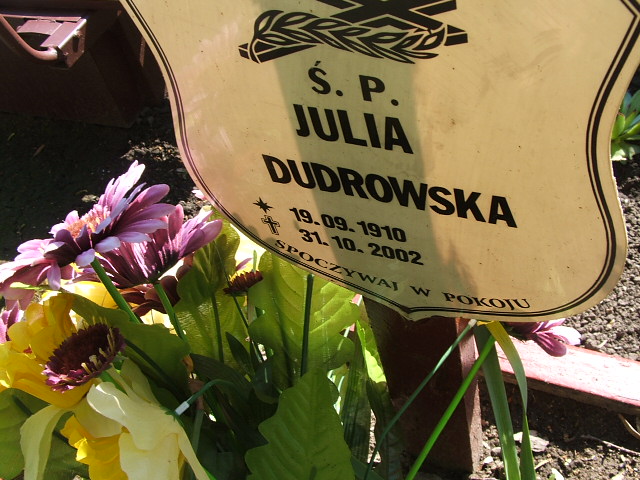 Julia Dudrowska 1910 Kobierzyce - Grobonet - Wyszukiwarka osób pochowanych